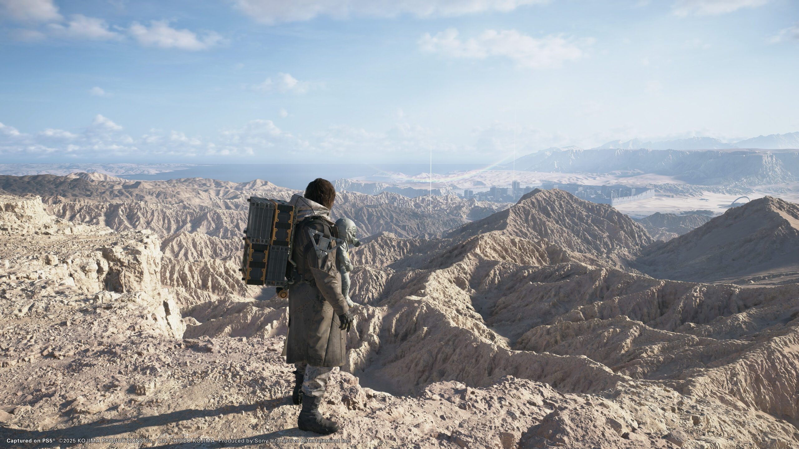DEATH STRANDING 2: ON THE BEACH 荒野を歩くサム